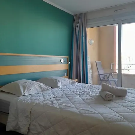Apartment Port Thalasso Base Nature Frejus